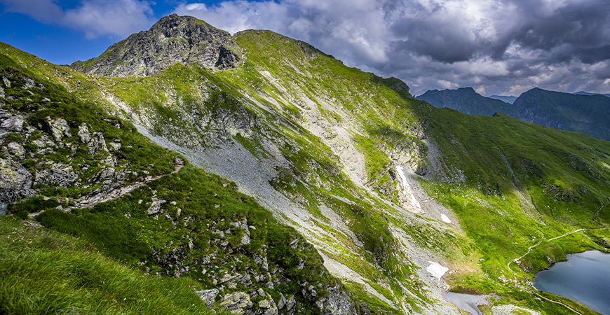 TOP cele mai înalte vârfuri din România