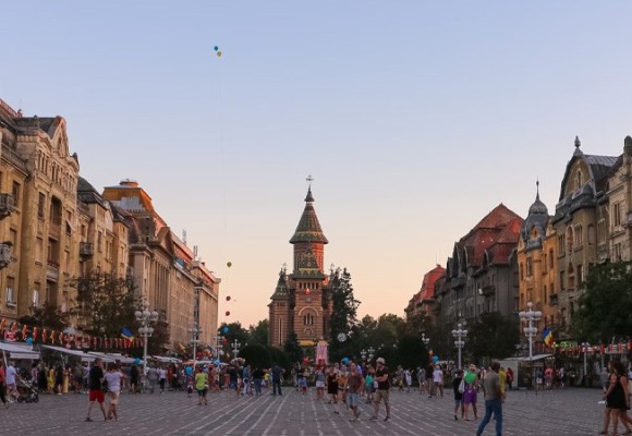 Obiective Turistice Timisoara, Județul Timis - Muzee, Parcuri, Biserici & Activitati 