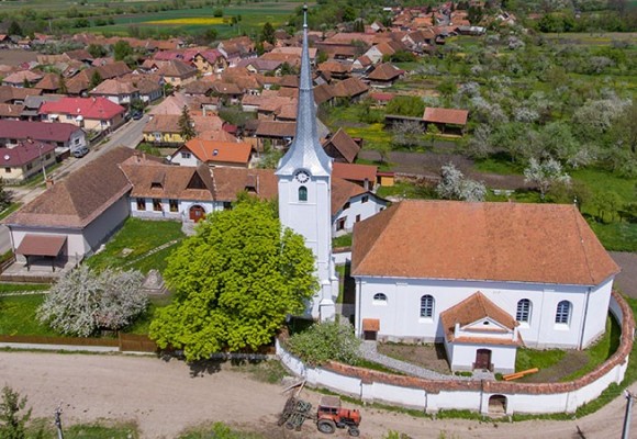 Cele mai importante obiective turistice din Covasna - Muzee, castele, statiuni, biserici, orase si sate, natura