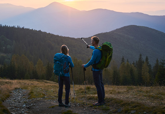 Hiking (Drumetii) Vs. Trekking (Drumetii de aventura)