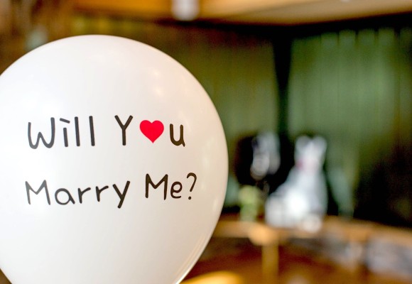 3 crazy wedding proposals