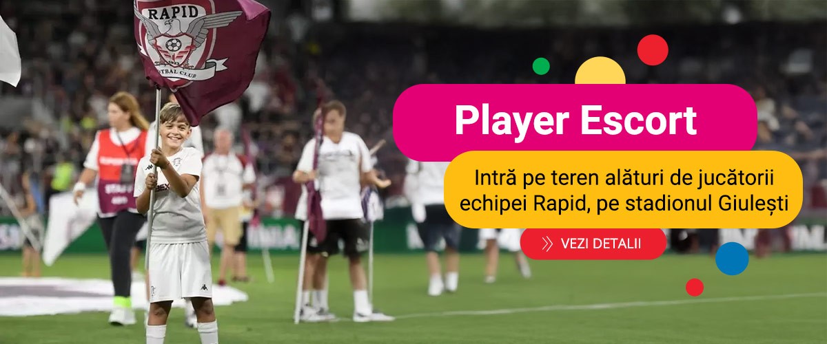 Player Escort - intra pe teren alaturi de jucatorii echipei Rapid, pe stadionul Giulesti